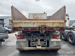 Scania R580 6x4 Dump truck equipped for snow plowing