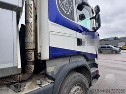 Scania R580 6x4 Dump truck equipped for snow plowing