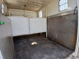 MAN 8153 PAARDENVRACHTWAGEN