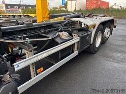 VOLVO FM430-6X2/4-KRAN+ABROLLER/KFZ BRIEF/TOP