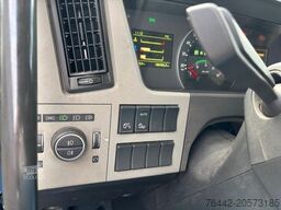 VOLVO FM430-6X2/4-KRAN+ABROLLER/KFZ BRIEF/TOP
