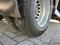 Mercedes-Benz Sprinter 513 2.2 CDI 432 HD | Bakwagen met Laad...