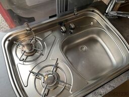 PÖSSL Summit 600 Plus | *5. Schlafplätze auf 6m*