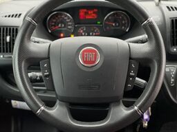 PÖSSL Summit 600 Plus | *5. Schlafplätze auf 6m*