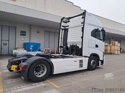 Iveco S-way