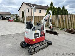 Takeuchi TB 210 R V1