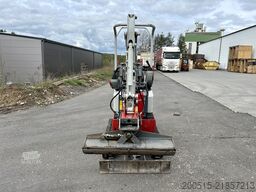 Takeuchi TB 210 R V1