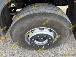 Mercedes-Benz Actros 4146K Kipper 20cbm 40Ton 8x4