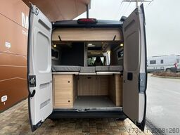 PÖSSL Summit 600 l - Automatik Markise Solar Lithium