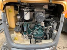 VOLVO EC 20 C verstellbares Fahrwerk