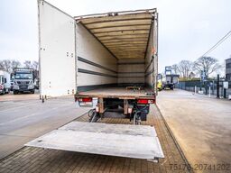 RENAULT D 19 280 WIDE + DHOLLANDIA 3 T.