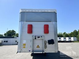 Schmitz Cargobull Curtainsider Standard Getränke