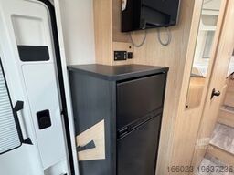 SUNLIGHT Adventure T Ford 670S