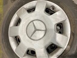 Bridgestone *Mercedes deksels met banden*205/55R16
