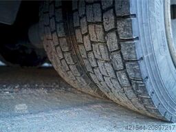 Mercedes-Benz Atego 818 box truck.