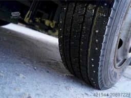 Mercedes-Benz Atego 818 box truck. Low km.