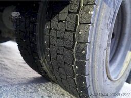 Mercedes-Benz Atego 818 box truck. Low km.