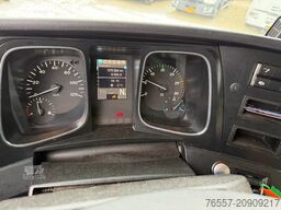 Mercedes-Benz Actros ACTROS 1927L Bakwagen met Laadklep.