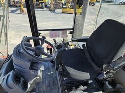 CATERPILLAR CP 74 Walzenzug / CS