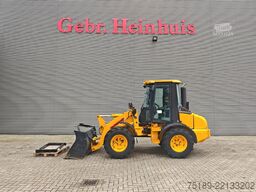 JCB 409 Bucket + Forks!