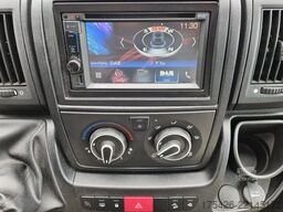 BÜRSTNER Delfin T 660 *Luftfahrwerk*Solar*SAT+TV*