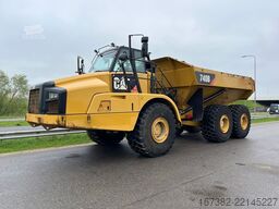 Caterpillar 740B