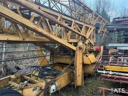 Potain 325B tower crane