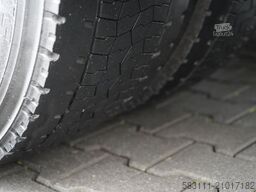 VOLVO FH 460 / 6x2 / FIRANKA- 7,7 m / DACH PODNOSZONY