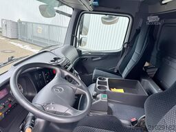 Mercedes-Benz Axor 1833 L 4x2 Axor 1833 L 4x2, Getränkekoffer