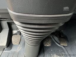 Mercedes-Benz Axor 1833 L 4x2 Axor 1833 L 4x2, Getränkekoffer