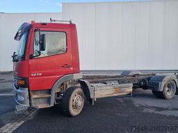 Mercedes-Benz - 1215 4x2