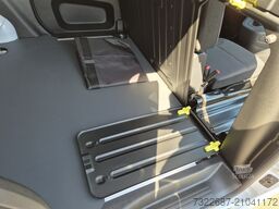 Peugeot Partner L1 Worksite Modu Touch Laderaumboden R-Kamera