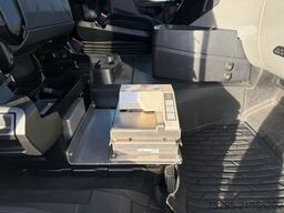 Mercedes-Benz Antos 2543 für Schmierstoff Pumpen 4xSchläuche