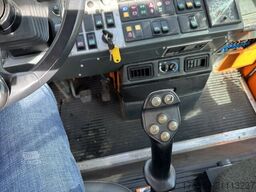 Hansa APZ 1003L mit Müllpresscontainer