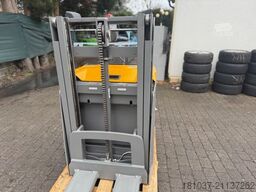 JUNGHEINRICH EJD 120 Li-ion Hochhubwagen 2024 365 St  Wie Neu