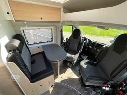 SUNLIGHT Camper Van Cliff 600 Entry,AHK, Markise, Plisset