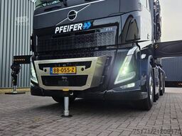 Volvo FH540 WITH HIAB 140TM CRANE Dutch Registrati