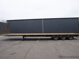 Pacton Fatbed trailer with twistlocks