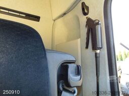 MERCEDES-BENZ ANTOS 1833L 3-Zonen Kühlkoffer*LBW