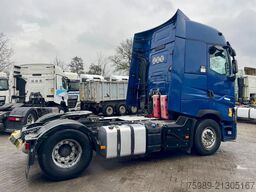 Renault T520 VF610A368JD013995   RETARDER, 2 tanks,  PA...