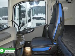 VOLVO FH 460 Globetrotter XL i-Save SideSkirts