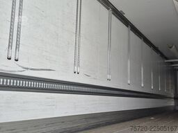 Schmitz SKO24 L  Liftachse