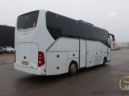 MERCEDES-BENZ Tourer 39 Sitze EURO 6
