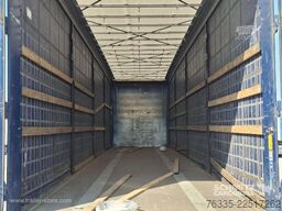 Kögel Curtainsider Mega