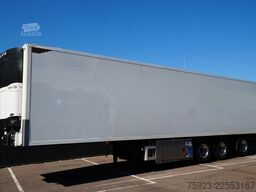 H.T.F. 3 Axle frigo trailer Carrier Vector 1850