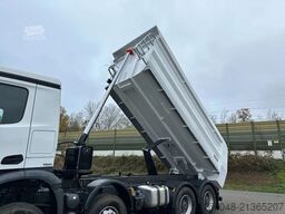 Mercedes-Benz Arocs 4145 Mercedes-Benz AROCS 5 4145 8X4 E6e E...