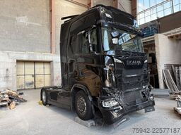SCANIA 460S HIGHLINE UNFALL