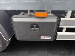 IVECO Daily 35S18 Abschleppwagen Modell 2026 AHK 3,5t