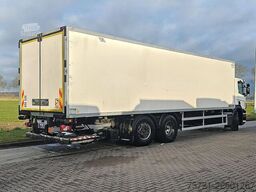 SCANIA P320 6X2*4 LAMBERET FRIGO