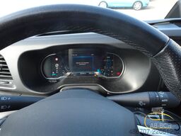 IVECO Rosero First FLHI XL 31 Sitze EURO 6